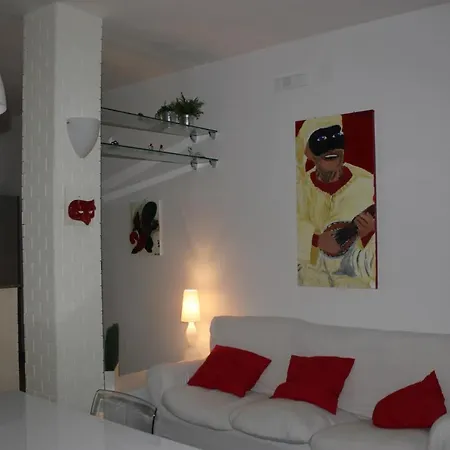 A Casa E Pepe Lovely Flat In The Heart Of Naples. * Неаполь